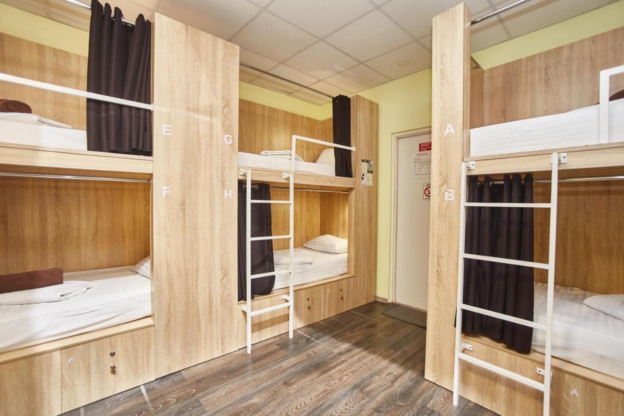 אודסה Old Courtyard Hostel מראה חיצוני תמונה